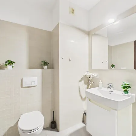 Apartamento Ogrody Ochota Aleja Krakowska 291 By Solarento *